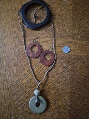 Handcrafted Wood  Pendant Necklace with Brown Wood Hoop Earrings And Bracelet